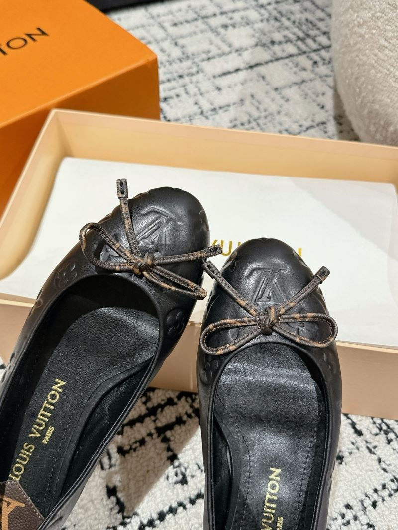 Louis Vuitton Flat Shoes